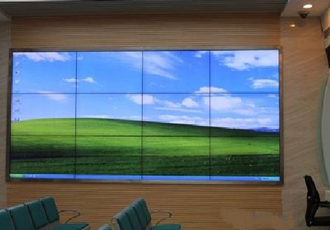 湘乡液晶拼接屏的另类用法。